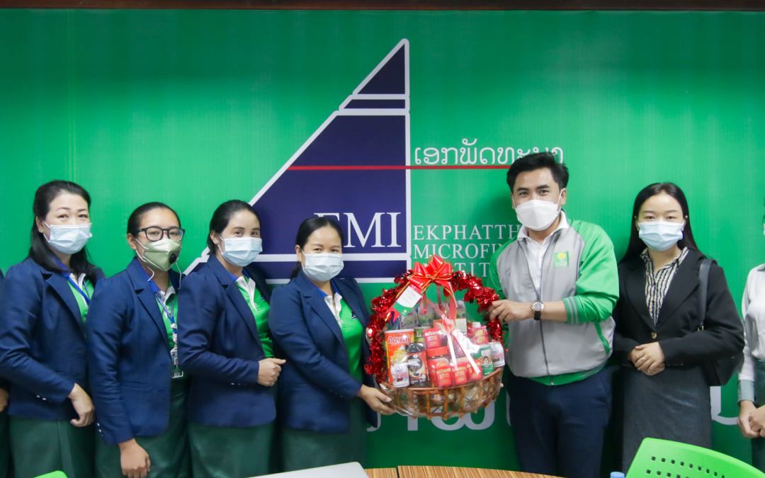 ລາວວິວັດປະກັນໄພ ອວຍພອນ ສກຈຮ ເອກພັດທະນາ ເນື່ອງໃນໂອກາດວັນສໍາຄັນ.