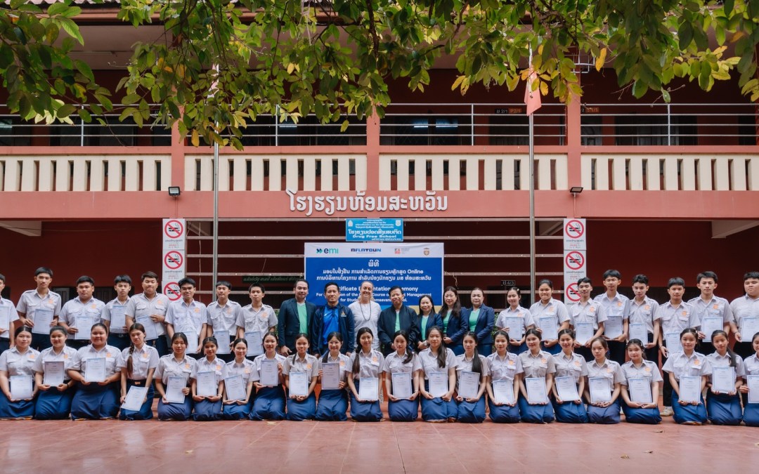 Certificate Presentation Ceremony for Online Project Management Course at Homsavanh School